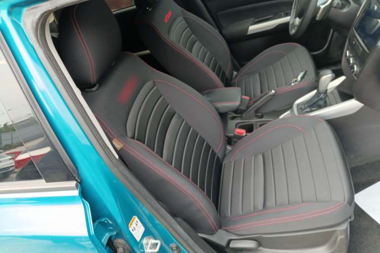 Used Suzuki Vitara 2016 1.4T Automatic Two-Wheel Drive Elite Model Right Front Seat