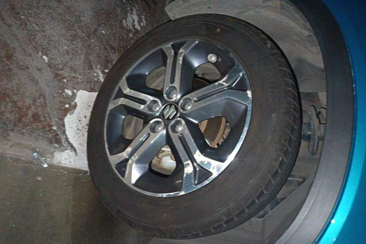 Used Suzuki Vitara 2016 1.4T Automatic 4x4 Flagship Model Right Front Wheel Hub