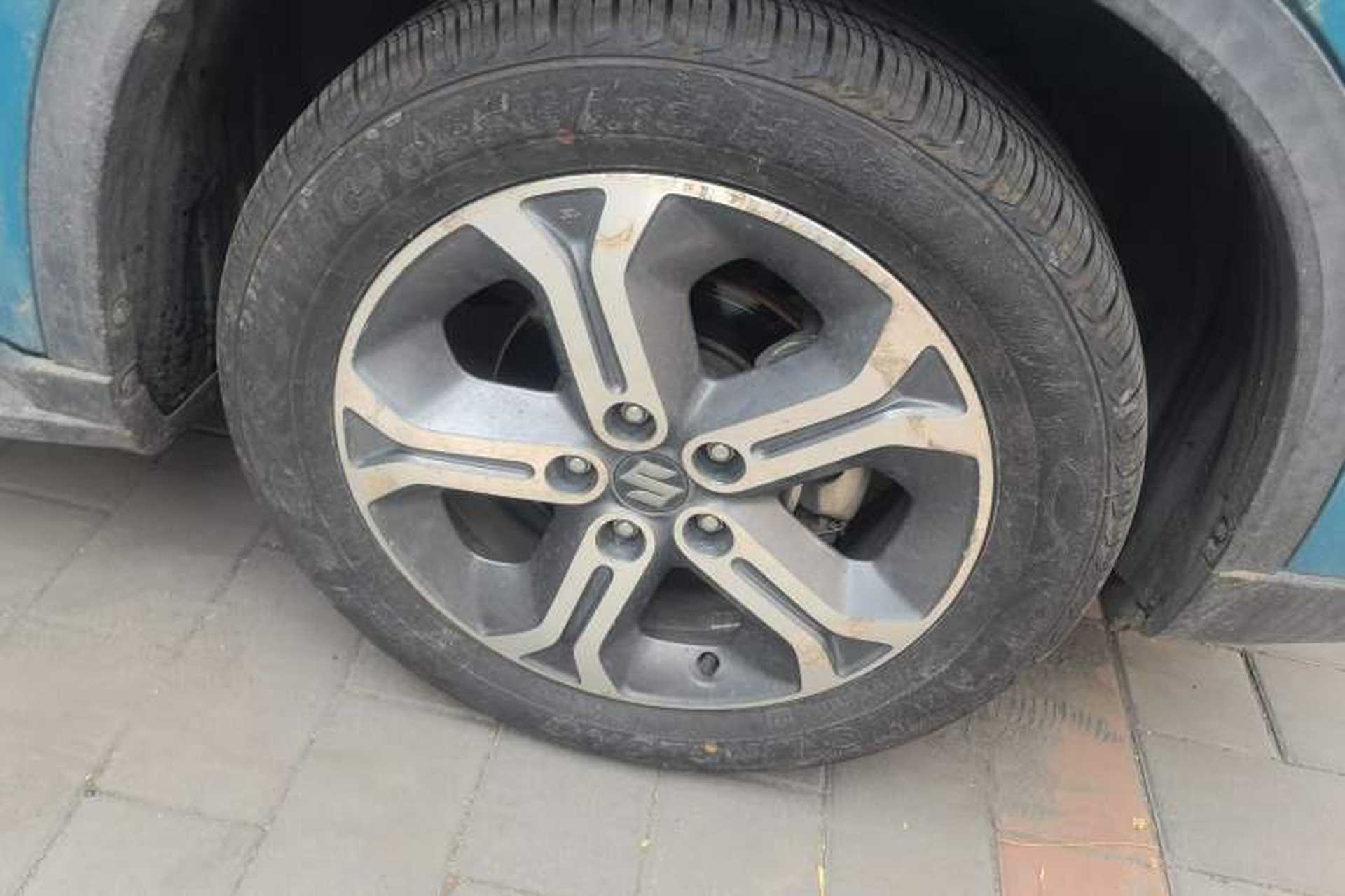 Used Suzuki Vitara 2016 1.4T Automatic 4x4 Flagship Model Right Front Wheel Hub