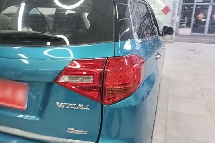 Used Suzuki Vitara 2016 1.4T Automatic Two-Wheel Drive Elite Model Right Rear Taillight