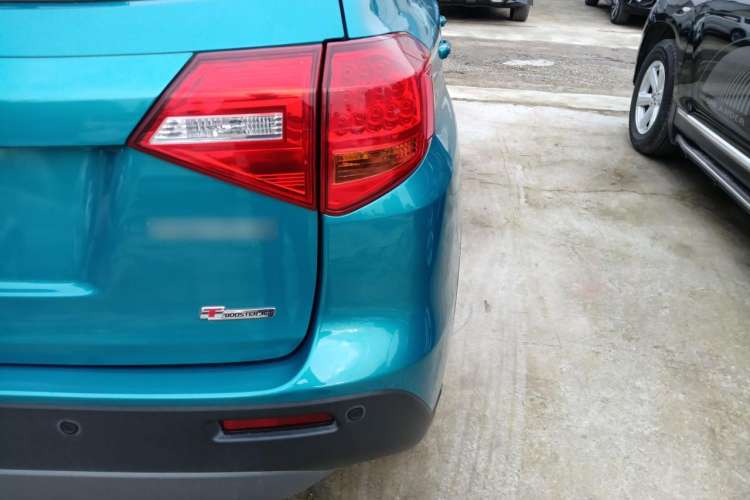 Used Suzuki Vitara 2016 1.4T Automatic Two-Wheel Drive Elite Model Right Rear Taillight