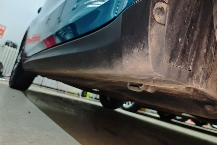 Used Suzuki Vitara 2016 1.4T Automatic Two-Wheel Drive Elite Model Right Side Sill