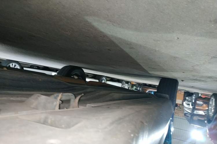 Used Suzuki Vitara 2016 1.4T Automatic Two-Wheel Drive Luxury Version Right Side Sill