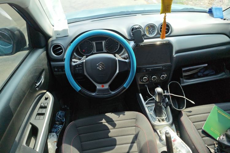 Used Suzuki Vitara 2016 1.4T Automatic Two-Wheel Drive Elite Model Steering Wheel