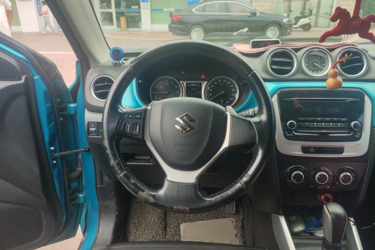 Used Suzuki Vitara 2016 1.4T Automatic All-Wheel-Drive Elite Model Steering Wheel
