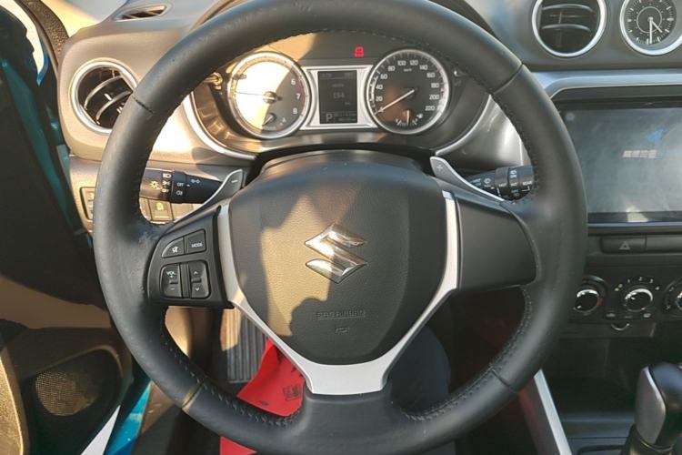 Used Suzuki Vitara 2016 1.4T Automatic Two-Wheel Drive Elite Model Steering Wheel