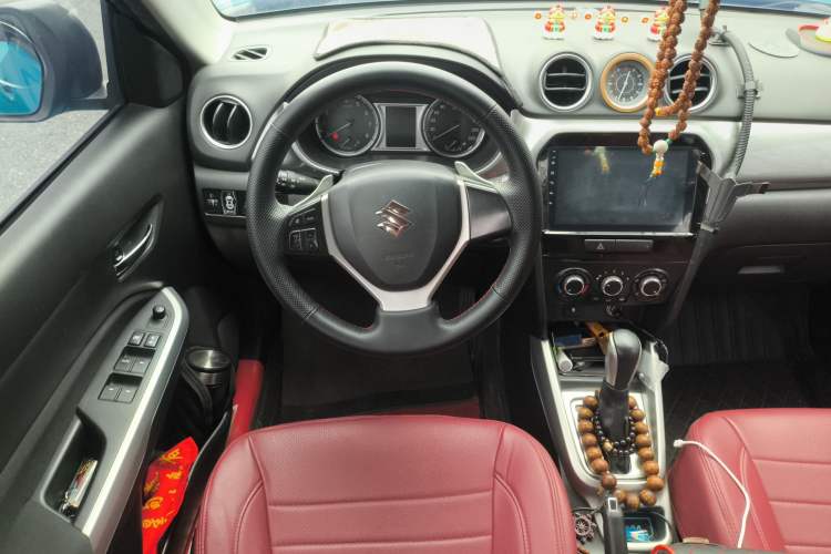 Used Suzuki Vitara 2016 1.4T Automatic Two-Wheel Drive Elite Model Steering Wheel