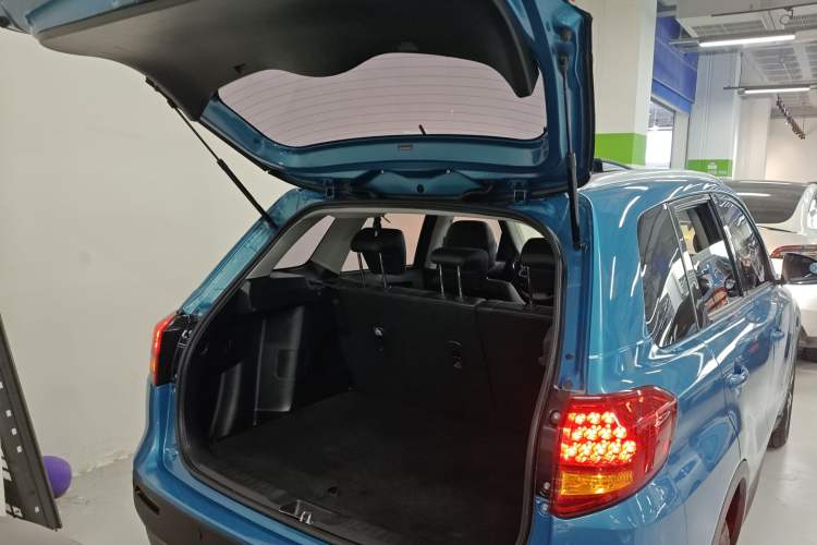 Used Suzuki Vitara 2016 1.4T Automatic 4x4 Flagship Model Trunk