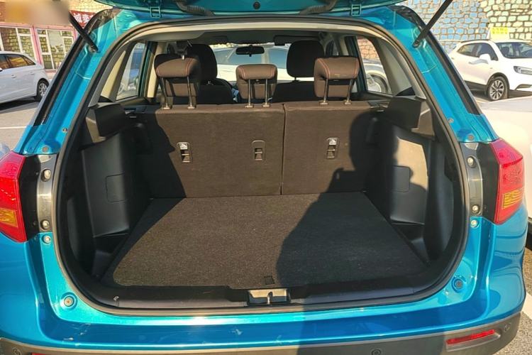 Used Suzuki Vitara 2016 1.4T Automatic Two-Wheel Drive Elite Model Trunk