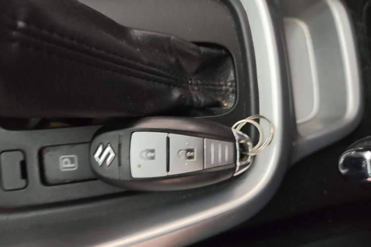 Used Suzuki Vitara 2016 1.4T Automatic Two-Wheel Drive Elite Model Vehicle Key