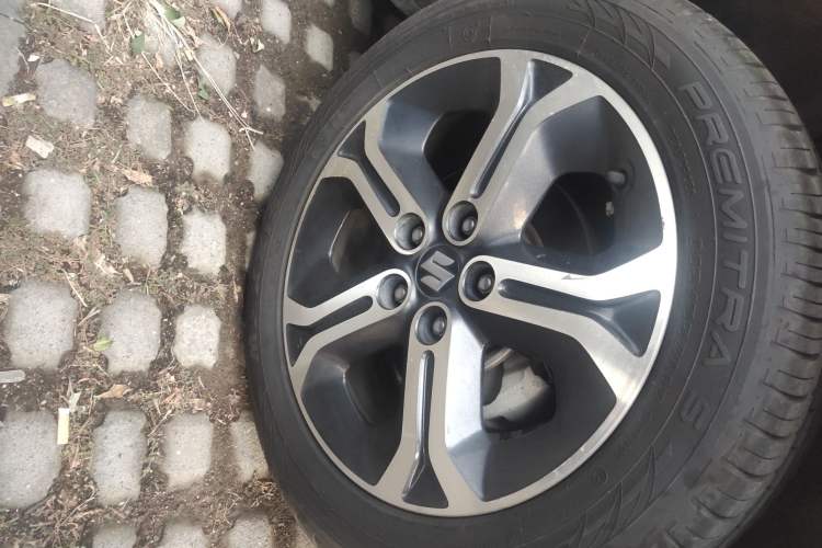 Used Suzuki Vitara 2016 1.4T Automatic 4x4 Flagship Model Right Front Wheel Hub