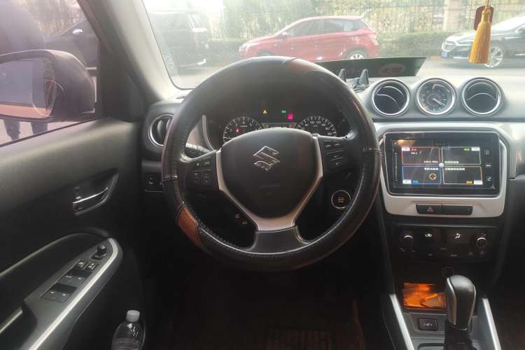Used Suzuki Vitara 2016 1.4T Automatic 4x4 Flagship Model Steering Wheel