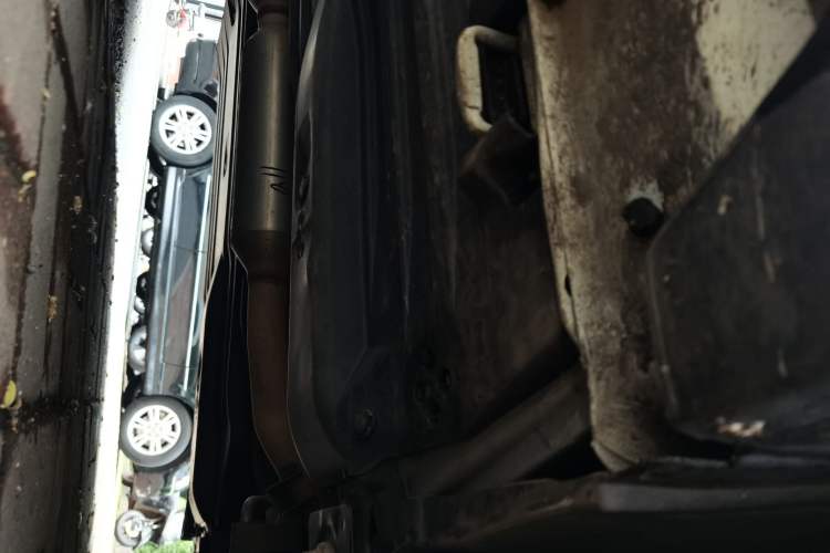 Used Suzuki Vitara 2016 1.4T Automatic Two-Wheel Drive Luxury Version Chassis Front Right