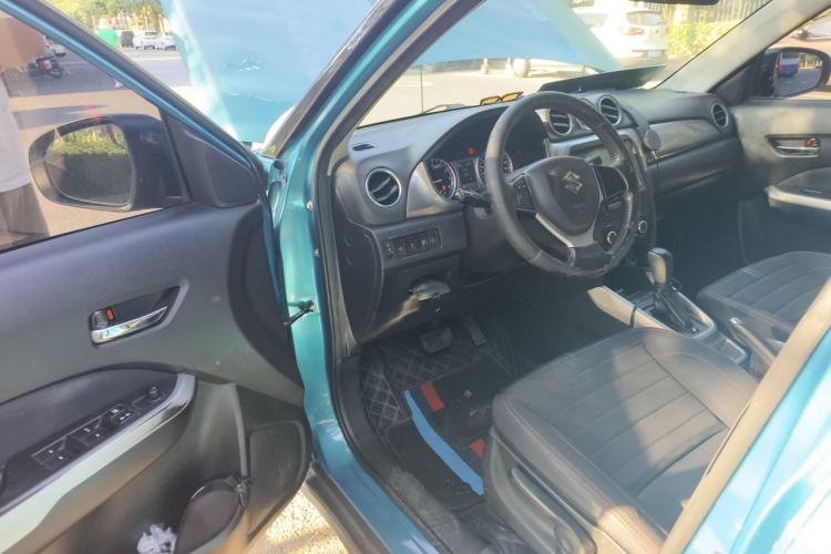Used Suzuki Vitara 2016 1.4T Automatic Two-Wheel Drive Elite Model Driver Seat