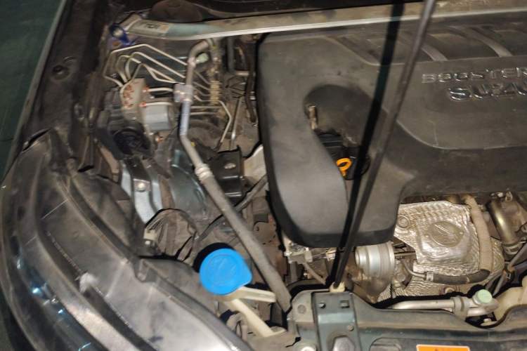 Used Suzuki Vitara 2016 1.4T Automatic 4x4 Flagship Model Engine Bay Right