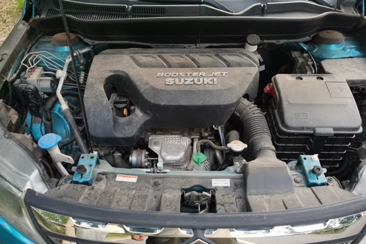 Used Suzuki Vitara 2016 1.4T Automatic Two-Wheel Drive Luxury Version Engine Bay