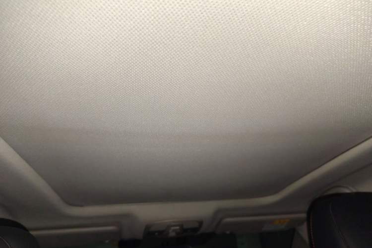 Used Suzuki Vitara 2016 1.4T Automatic 4x4 Flagship Model Headliner