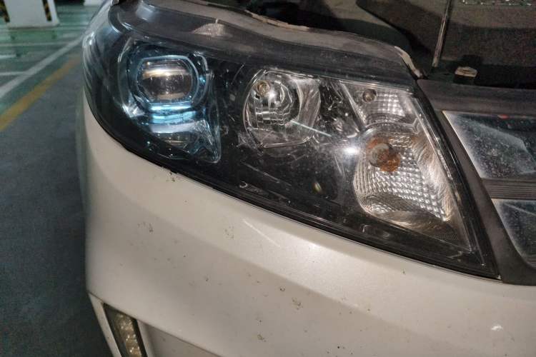 Used Suzuki Vitara 2016 1.4T Automatic 4x4 Flagship Model Right Front Headlight
