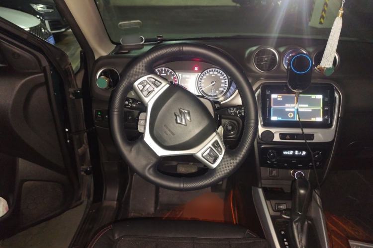 Used Suzuki Vitara 2016 1.4T Automatic 4x4 Flagship Model Steering Wheel