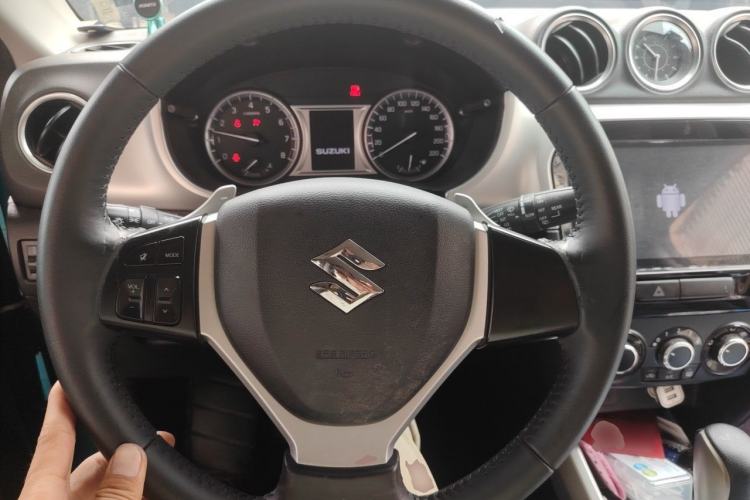 Used Suzuki Vitara 2016 1.4T Automatic Two-Wheel Drive Elite Model Steering Wheel