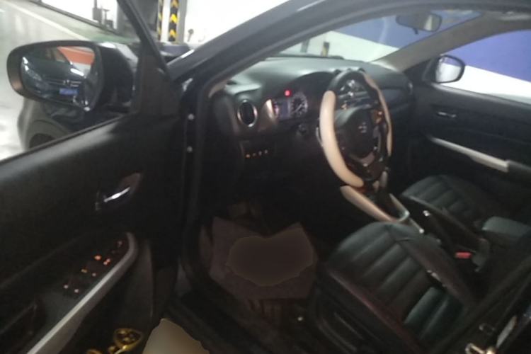 Used Suzuki Vitara 2016 1.4T Automatic Two-Wheel Drive Luxury Version Driver Seat