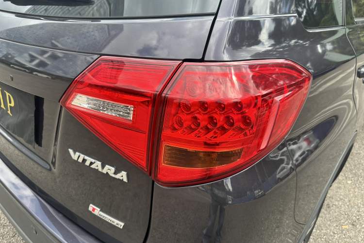 Used Suzuki Vitara 2016 1.4T Automatic Two-Wheel Drive Luxury Version Exterior 7