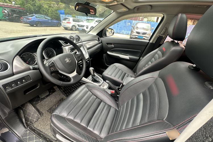 Used Suzuki Vitara 2016 1.4T Automatic Two-Wheel Drive Luxury Version Interior 1