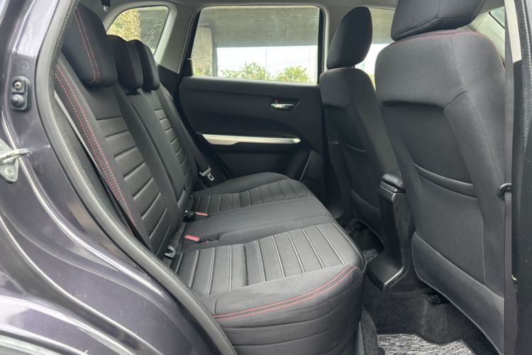 Used Suzuki Vitara 2016 1.4T Automatic Two-Wheel Drive Elite Model Interior 11