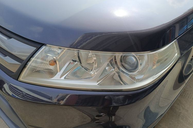 Used Suzuki Vitara 2016 1.4T Automatic Two-Wheel Drive Elite Model Left Front Headlight