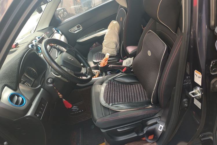 Used Suzuki Vitara 2016 1.4T Automatic Two-Wheel Drive Elite Model Left Front Seat