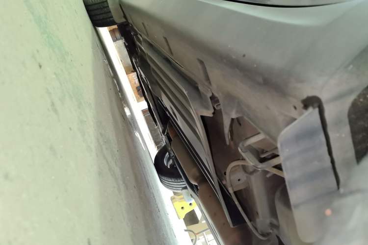 Used Suzuki Vitara 2016 1.4T Automatic Two-Wheel Drive Elite Model Left Side Sill