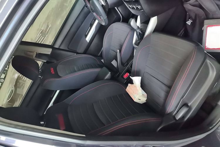 Used Suzuki Vitara 2016 1.4T Automatic Two-Wheel Drive Elite Model Right Front Seat
