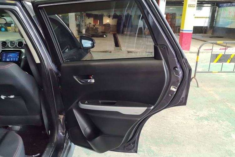 Used Suzuki Vitara 2016 1.4T Automatic Two-Wheel Drive Elite Model Right Rear Door Interior