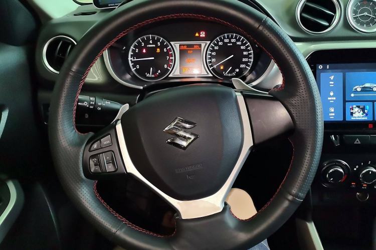 Used Suzuki Vitara 2016 1.4T Automatic Two-Wheel Drive Elite Model Steering Wheel