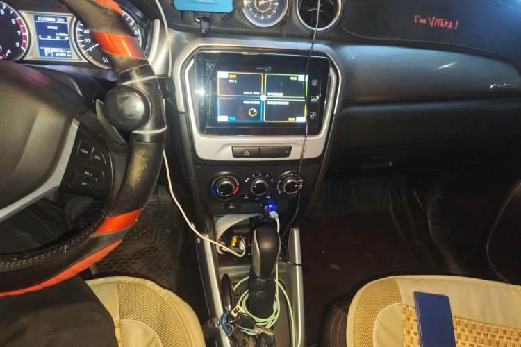 Used Suzuki Vitara 2016 1.4T Automatic All-Wheel Drive Leading Version Audio And AC Panel