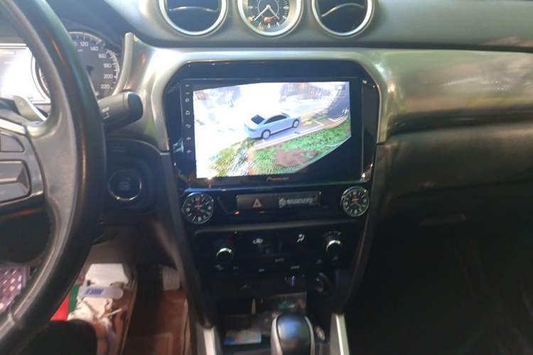 Used Suzuki Vitara 2016 1.4T Automatic 4x4 Flagship Model Audio And AC Panel