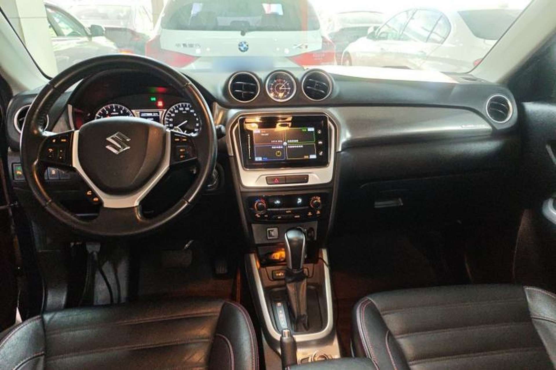 Used Suzuki Vitara 2016 1.4T Automatic 4x4 Flagship Model Center Console