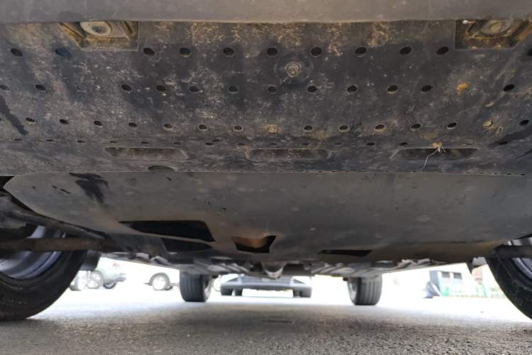 Used Suzuki Vitara 2016 1.4T Manual Two-Wheel-Drive Elite Model Chassis Front