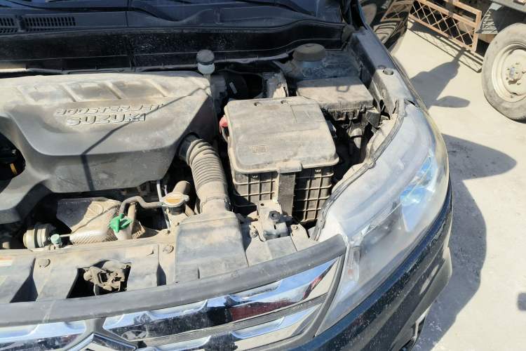 Used Suzuki Vitara 2016 1.4T Automatic 4x4 Flagship Model Engine Bay Left