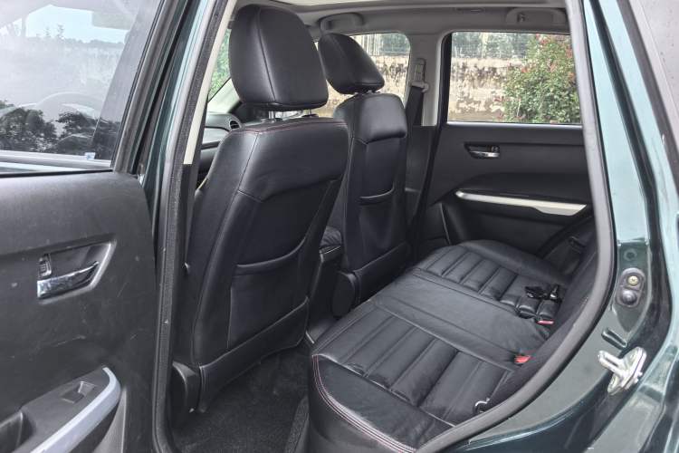 Used Suzuki Vitara 2016 1.4T Automatic 4x4 Flagship Model Interior 4