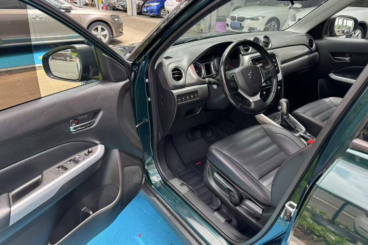 Used Suzuki Vitara 2016 1.4T Automatic 4x4 Flagship Model Interior 7
