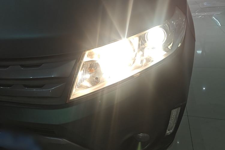 Used Suzuki Vitara 2016 1.4T Automatic Two-Wheel Drive Elite Model Left Front Headlight