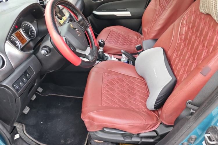 Used Suzuki Vitara 2016 1.4T Manual Two-Wheel-Drive Elite Model Left Front Seat