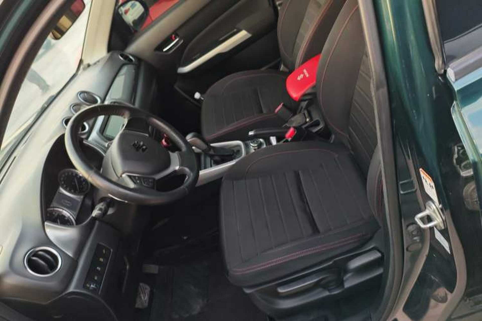 Used Suzuki Vitara 2016 1.4T Automatic All-Wheel-Drive Elite Model Left Front Seat