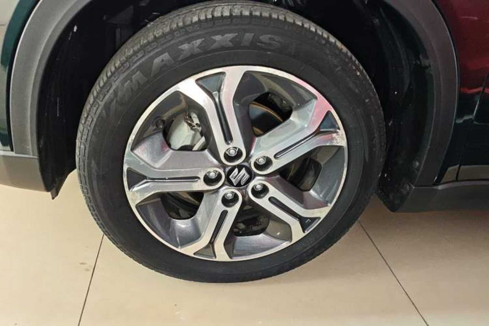 Used Suzuki Vitara 2016 1.4T Automatic 4x4 Flagship Model Left Front Wheel Hub