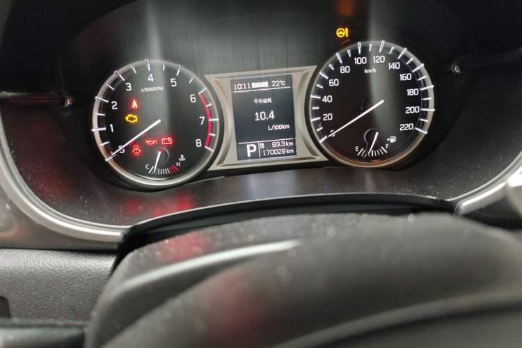 Used Suzuki Vitara 2016 1.4T Automatic 4x4 Flagship Model Odometer Close Up