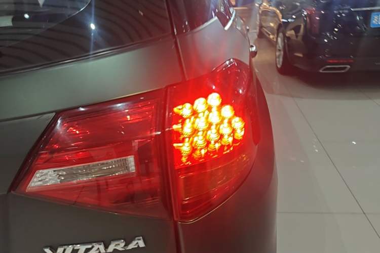 Used Suzuki Vitara 2016 1.4T Automatic Two-Wheel Drive Elite Model Right Rear Taillight