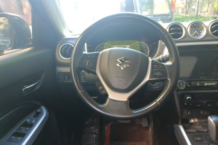 Used Suzuki Vitara 2016 1.4T Automatic 4x4 Flagship Model Steering Wheel
