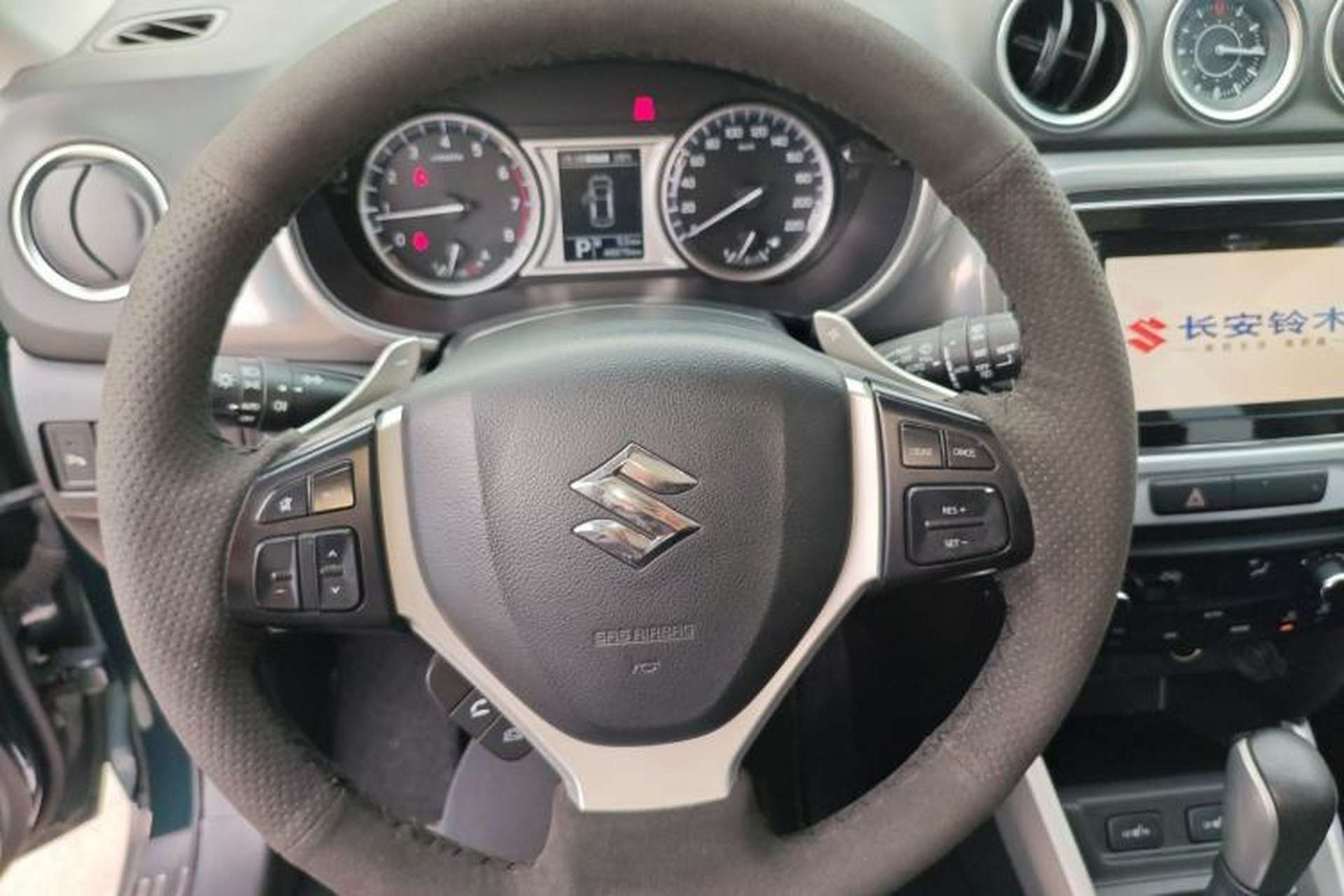 Used Suzuki Vitara 2016 1.4T Automatic 4x4 Flagship Model Steering Wheel