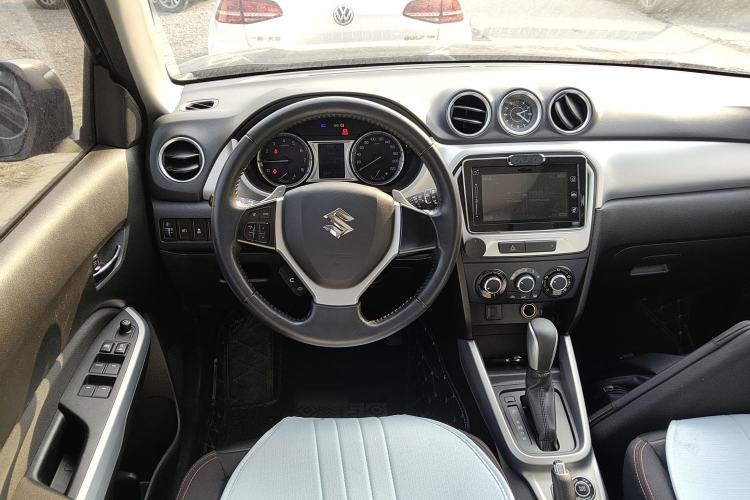 Used Suzuki Vitara 2016 1.4T Automatic All-Wheel Drive Leading Version Steering Wheel